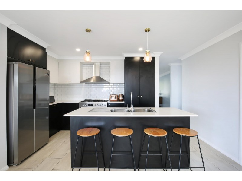 52 Lockheed Hudson Drive, Horsley NSW 2530