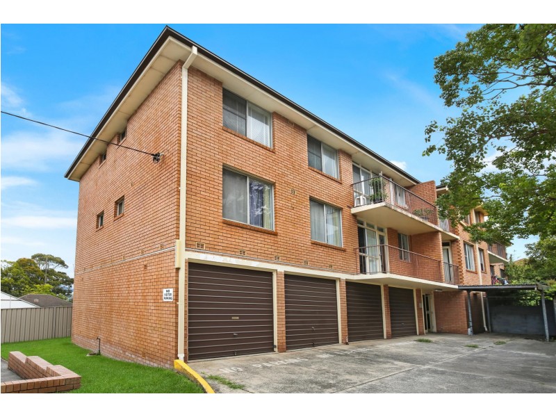 12/142 Gladstone Avenue, Coniston NSW 2500