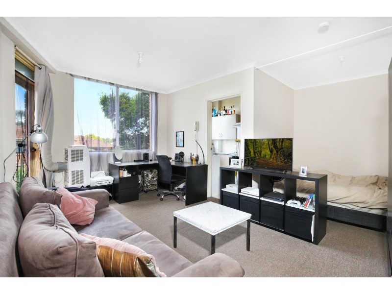 12/142 Gladstone Avenue, Coniston NSW 2500