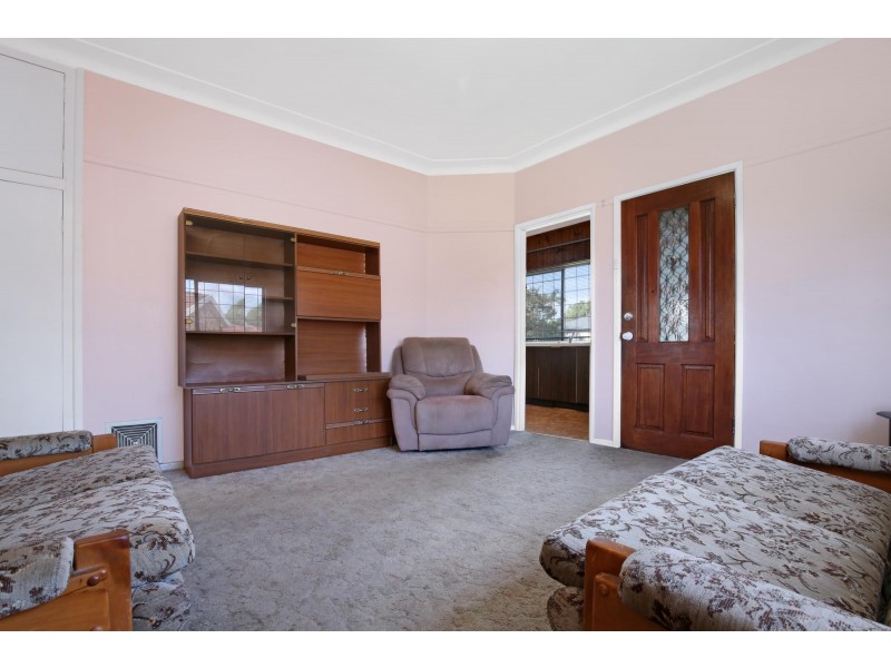 10 Carr Street, Towradgi NSW 2518
