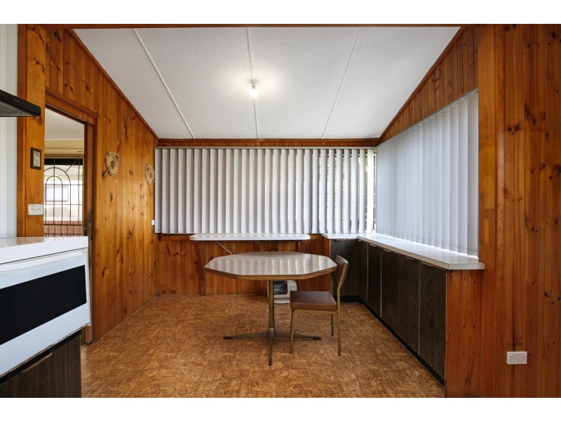 10 Carr Street, Towradgi NSW 2518