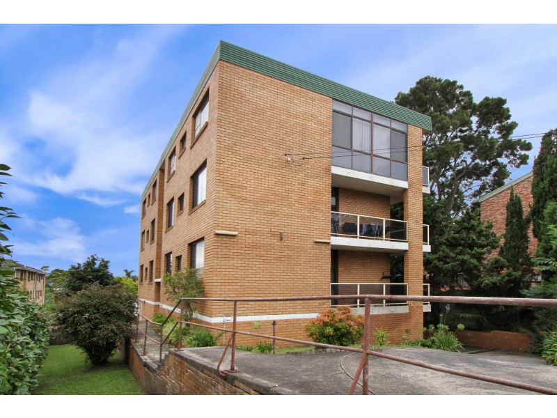 15/2-4 Wiseman Avenue, Wollongong NSW 2500