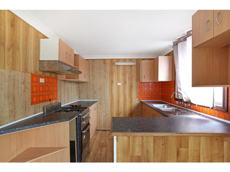 107 Flagstaff Road, Warrawong NSW 2502