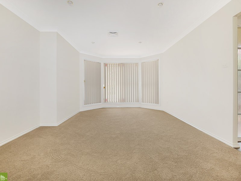 210 Derribong Drive, Cordeaux Heights NSW 2526