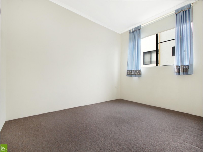 15/2-4 Wiseman Ave, Wollongong NSW 2500