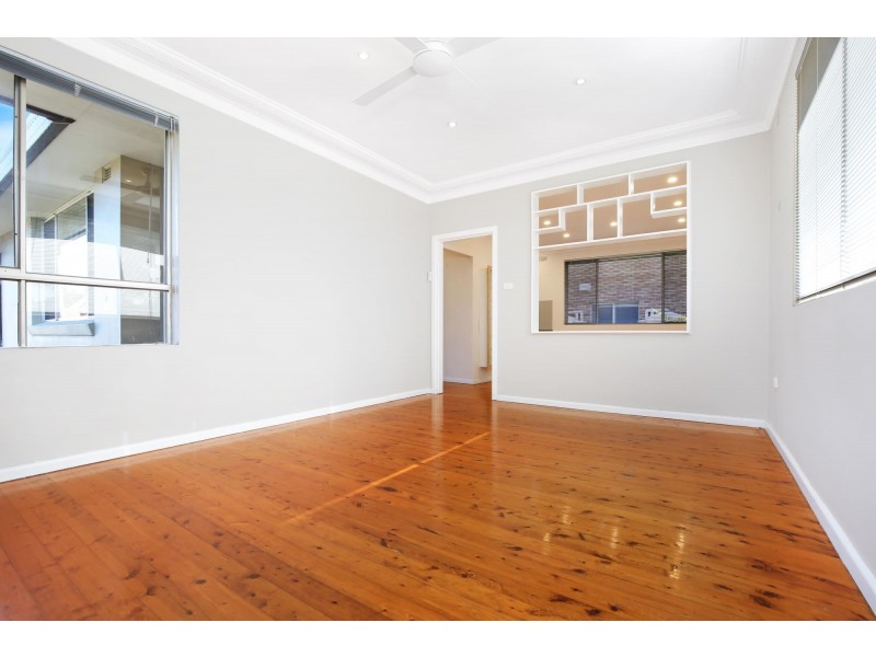 76 Ellengowan Crescent, Balgownie NSW 2519