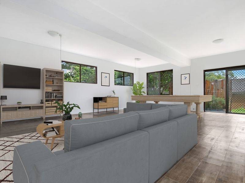 42 McAndrew Crescent, Mangerton NSW 2500