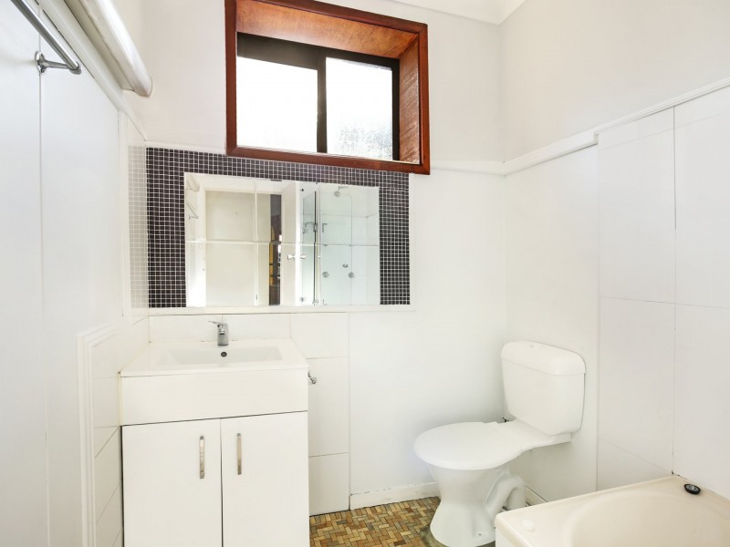 22 Bode Avenue, North Wollongong NSW 2500