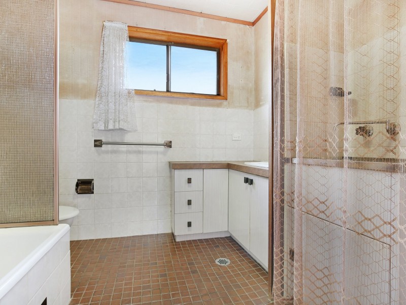 15 Zelang Avenue, Figtree NSW 2525