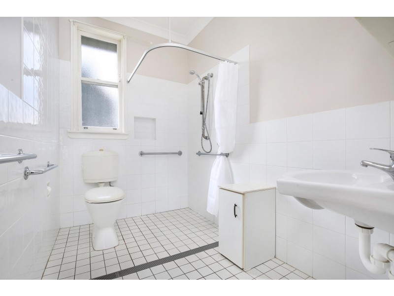 57 Essex Street, Berkeley NSW 2506