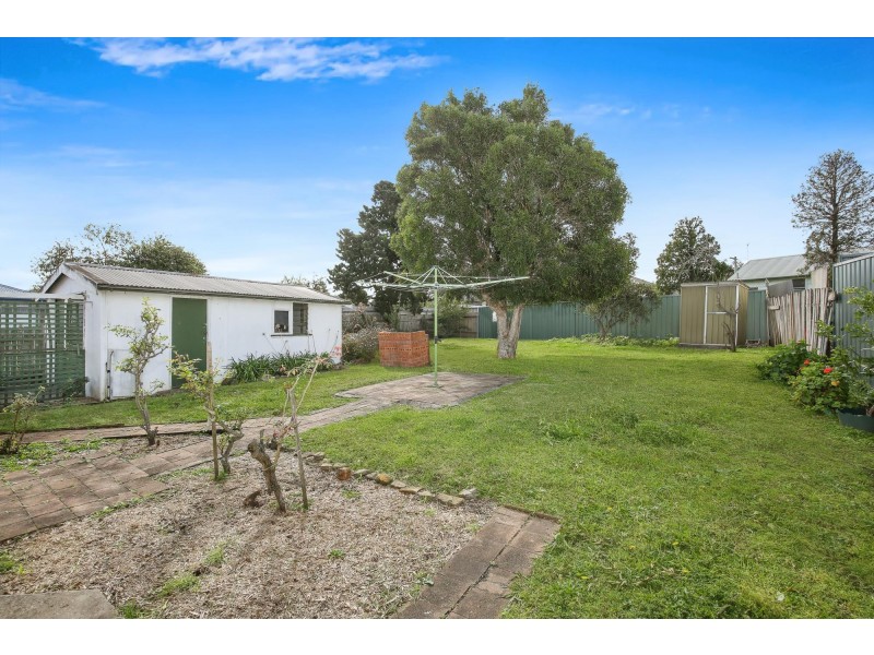 57 Essex Street, Berkeley NSW 2506