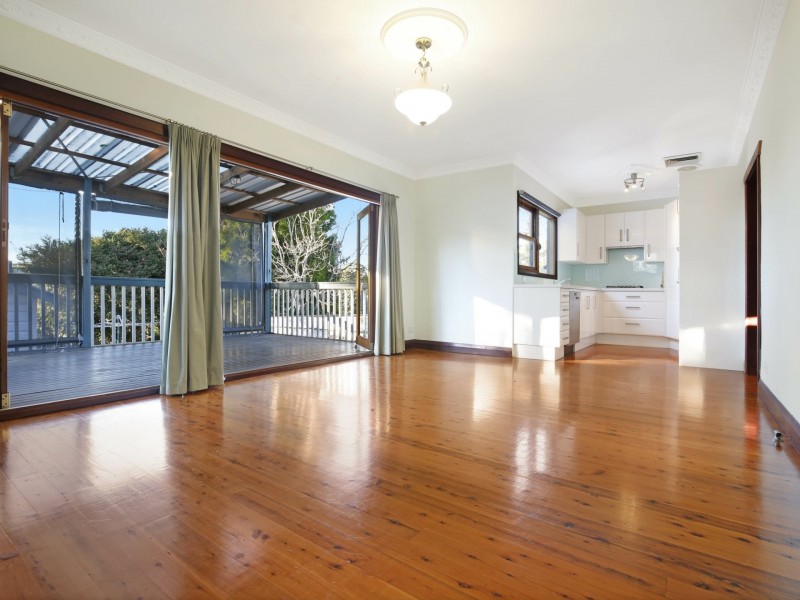 37 Rosemont Street, West Wollongong NSW 2500