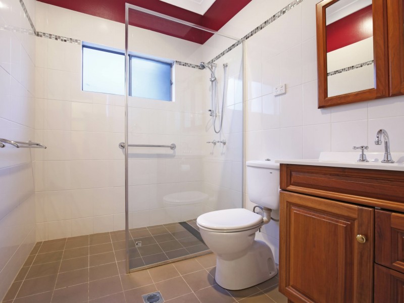 37 Rosemont Street, West Wollongong NSW 2500