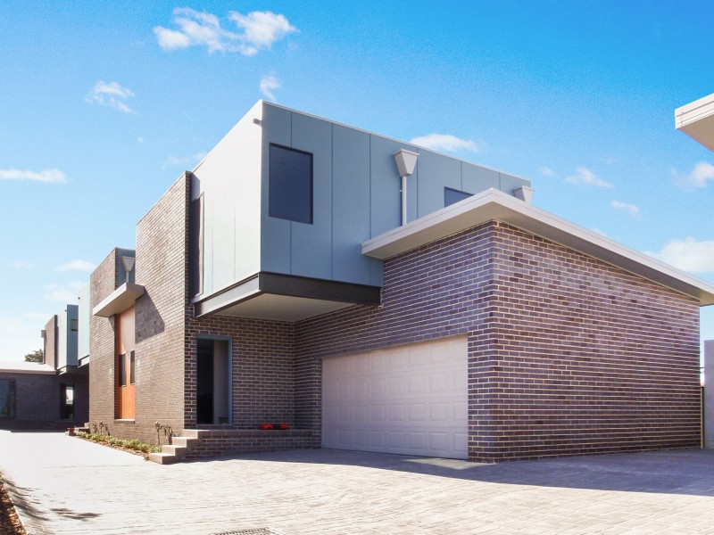 2/34 Lake Parade, East Corrimal NSW 2518