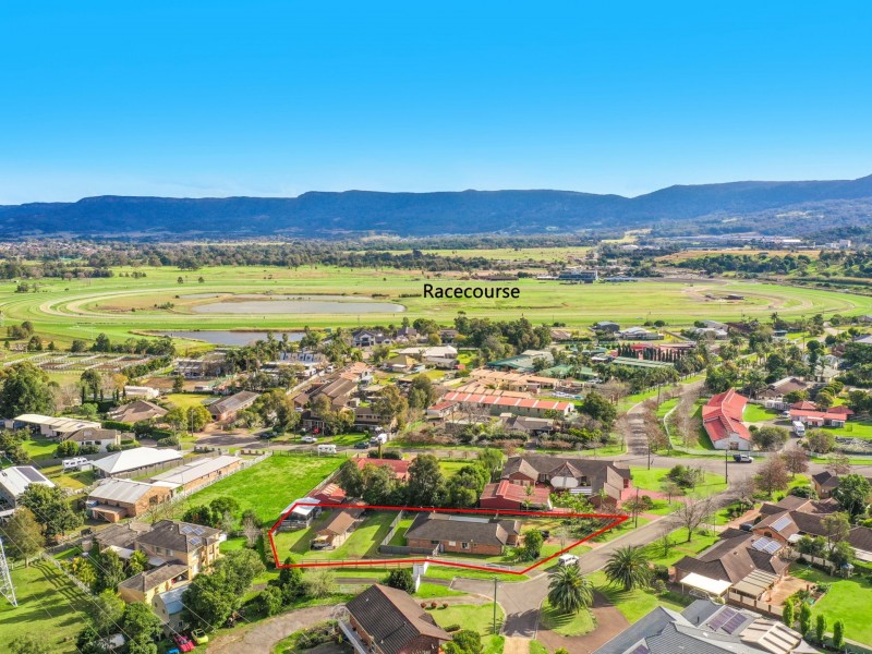 3 Trifecta Place, Kembla Grange NSW 2526