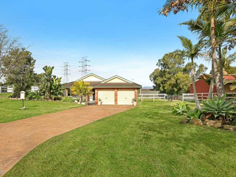 3 Trifecta Place, Kembla Grange NSW 2526