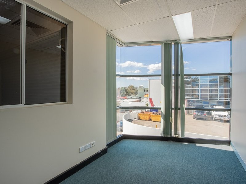 19/10 Chilvers Road, Thornleigh NSW 2120