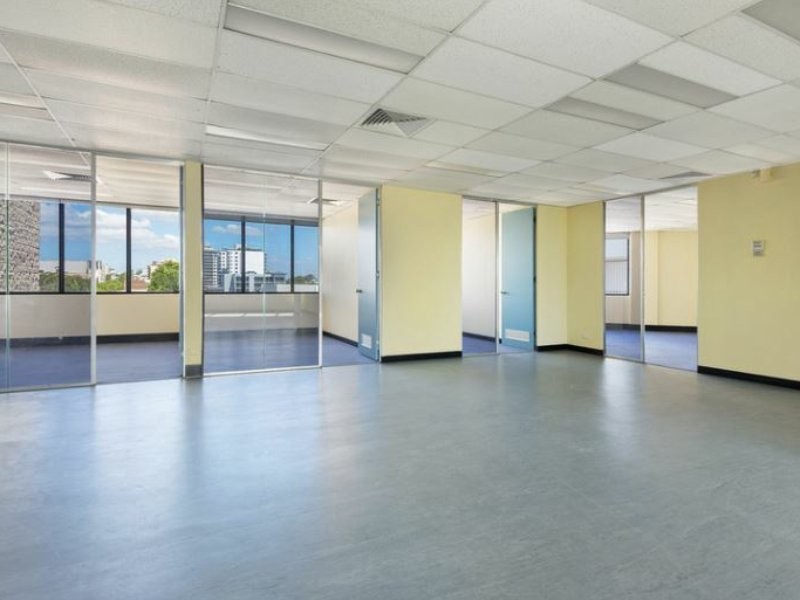 6B/6-18 Bridge Road, Hornsby NSW 2077