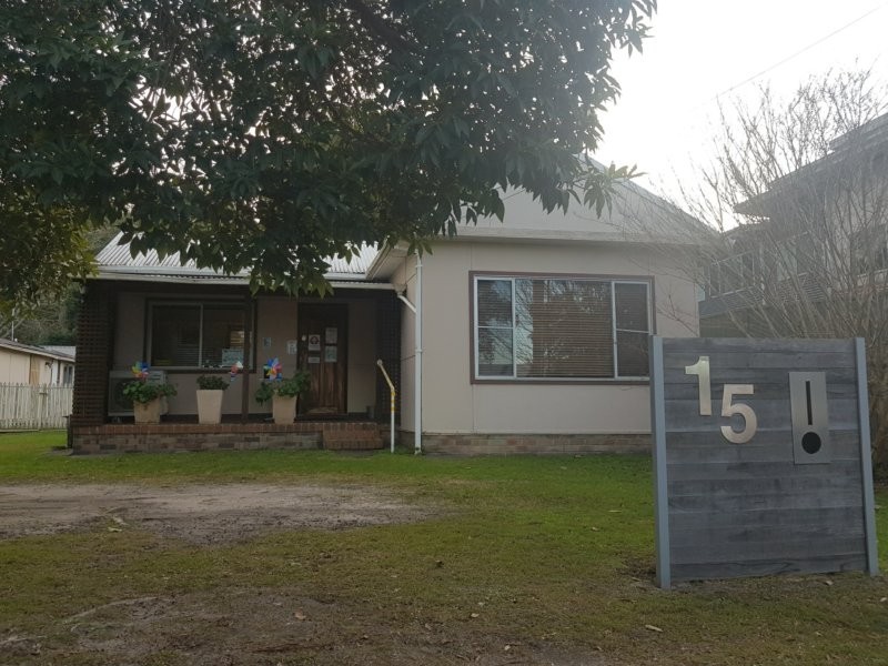 15 Henry Kendall Street, West Gosford NSW 2250