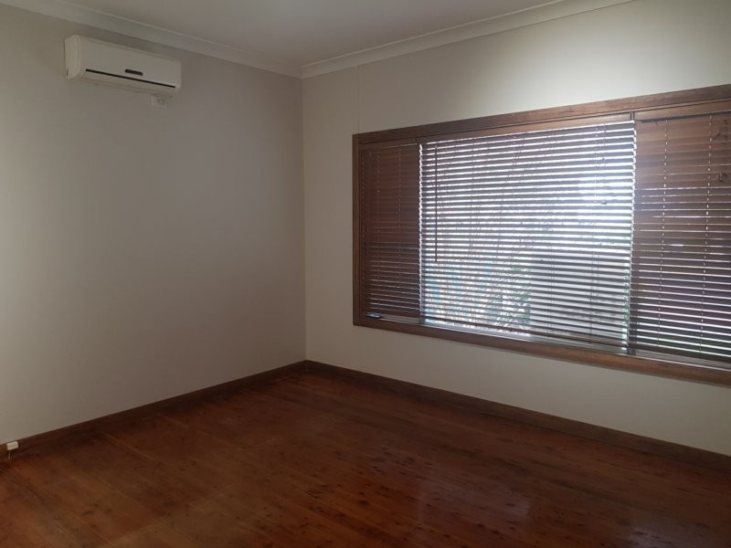 15 Henry Kendall Street, West Gosford NSW 2250