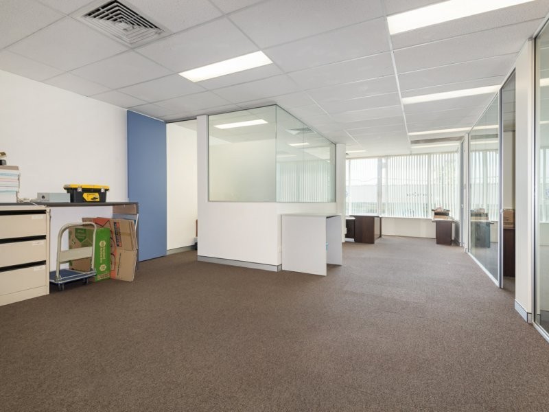 102/41-45 Pacific Highwau, Waitara NSW 2077