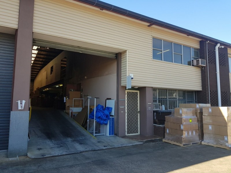 4/9 Pioneer Avenue, Thornleigh NSW 2120