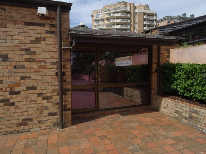 2/1 Ashley Street, Hornsby NSW 2077