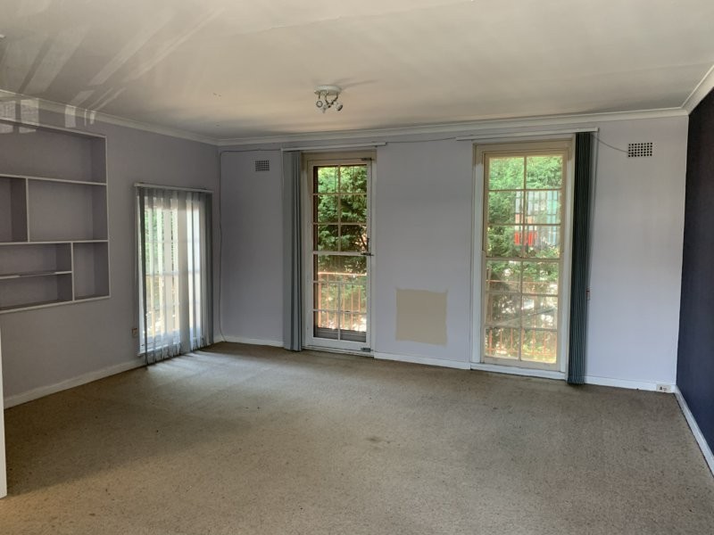 180 Pacific Highway, Hornsby NSW 2077