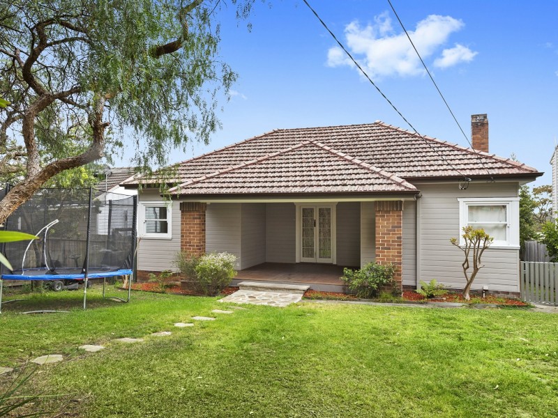 21 Brisbane Avenue, Mount Kuring-gai NSW 2080