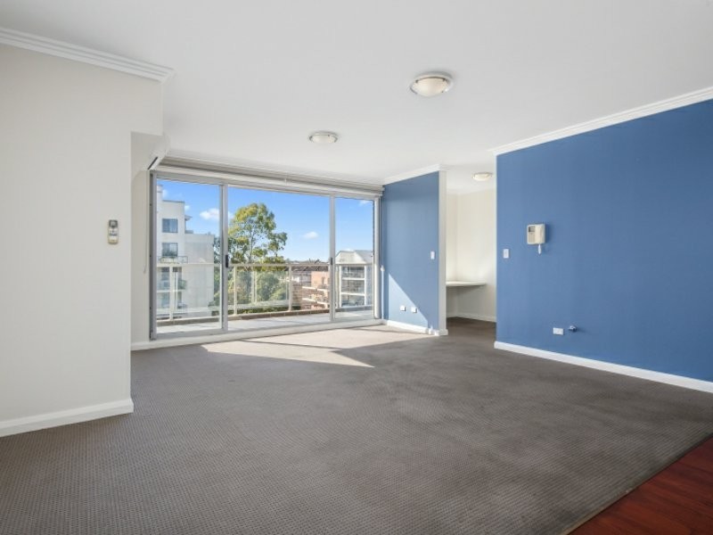 Unit 602/25-31 Orara street, Waitara NSW 2077