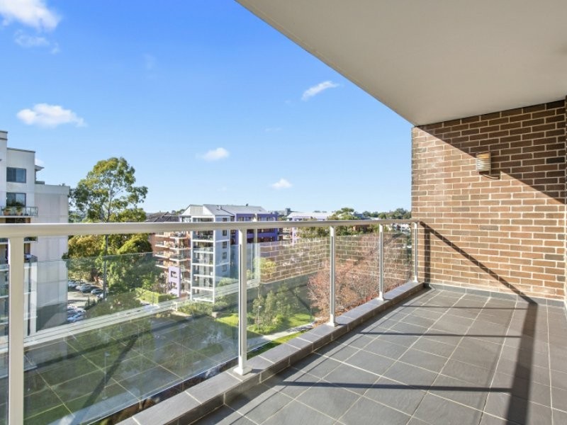 Unit 602/25-31 Orara street, Waitara NSW 2077