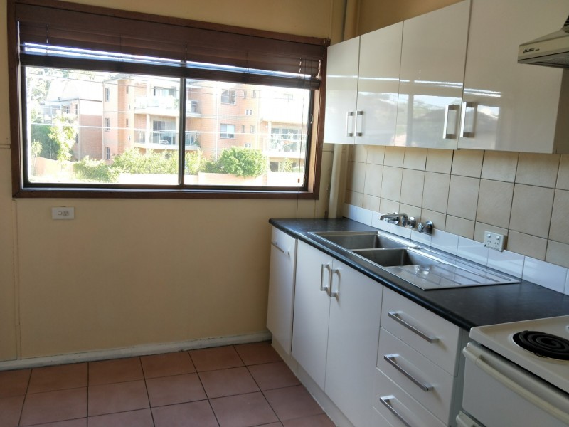 2/76 Pacific Highway, Waitara NSW 2077