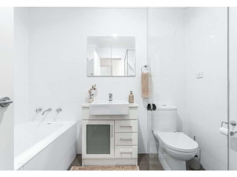 4/395-401 Port Hacking Road, Caringbah NSW 2229