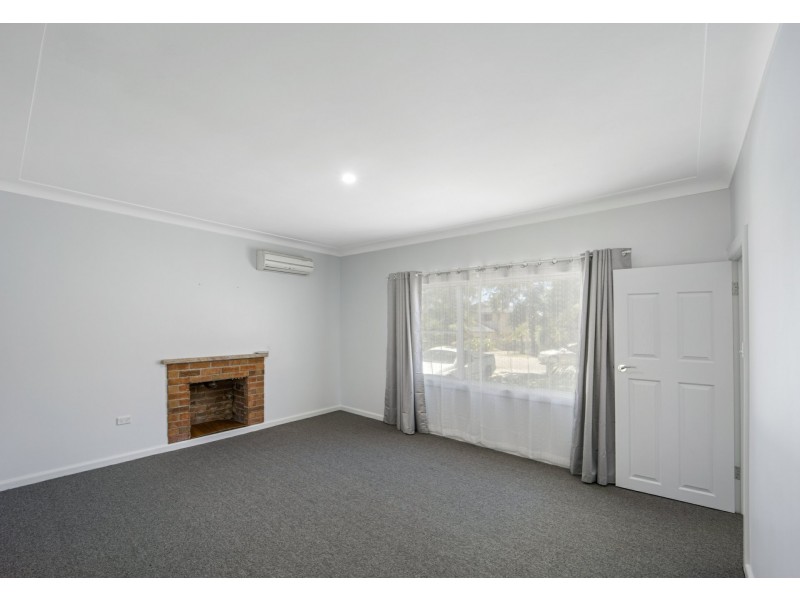 19 Carrington Avenue, Caringbah NSW 2229