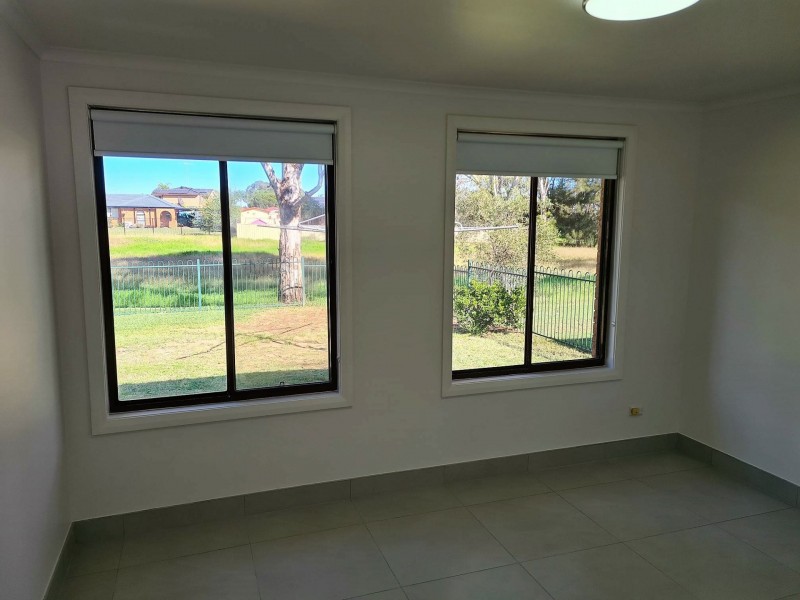 9 Finch Place, St Clair NSW 2759