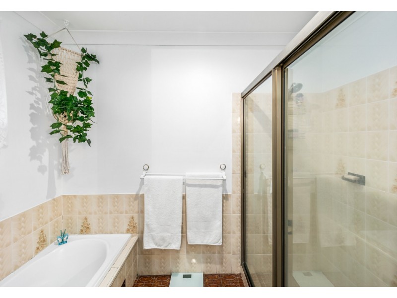 15 Glenell Street, Blaxland NSW 2774