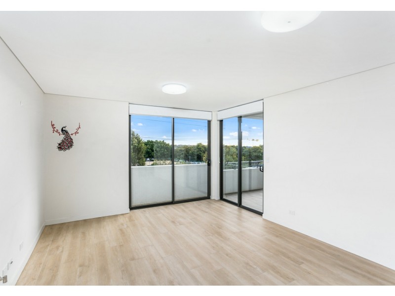 306/128-130 Willarong Road, Caringbah NSW 2229