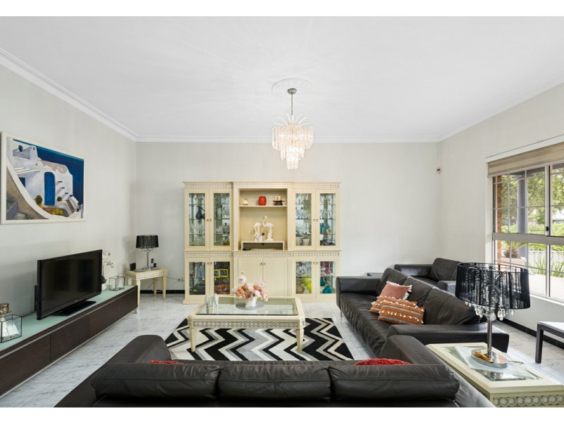 6 Liberty Street, Belmore NSW 2192