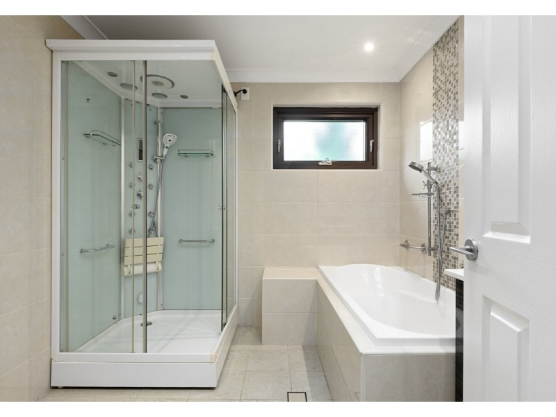 32 Oakes Road, West Pennant Hills NSW 2125