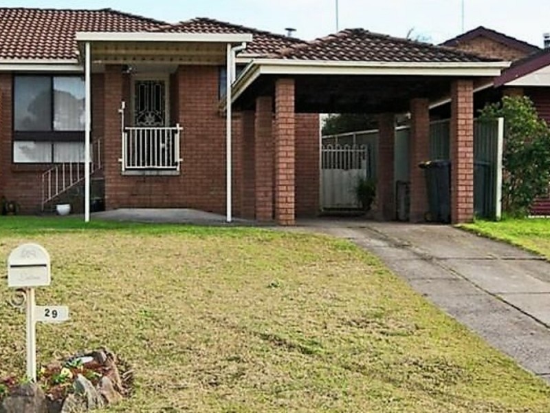 29 Campbell Close, Minto NSW 2566