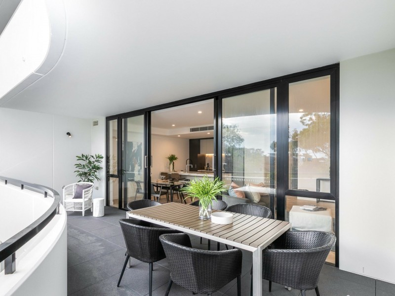 206/10 Clyde Avenue, Cronulla NSW 2230