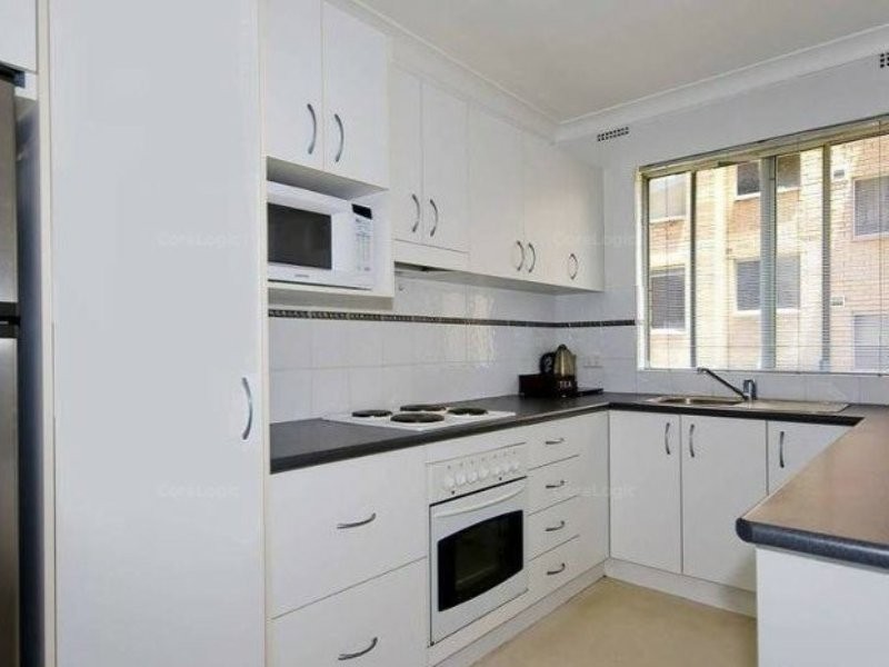 15/2-4 Curtis Street, Caringbah NSW 2229