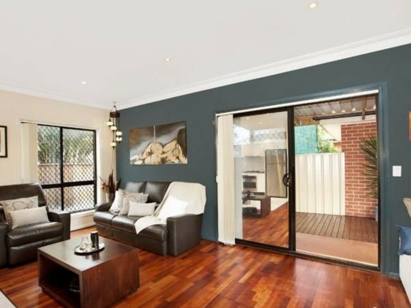 1/13 Warumbui Ave, Miranda NSW 2228