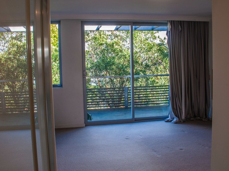 2111 Huntingdale Drive, Magenta NSW 2261