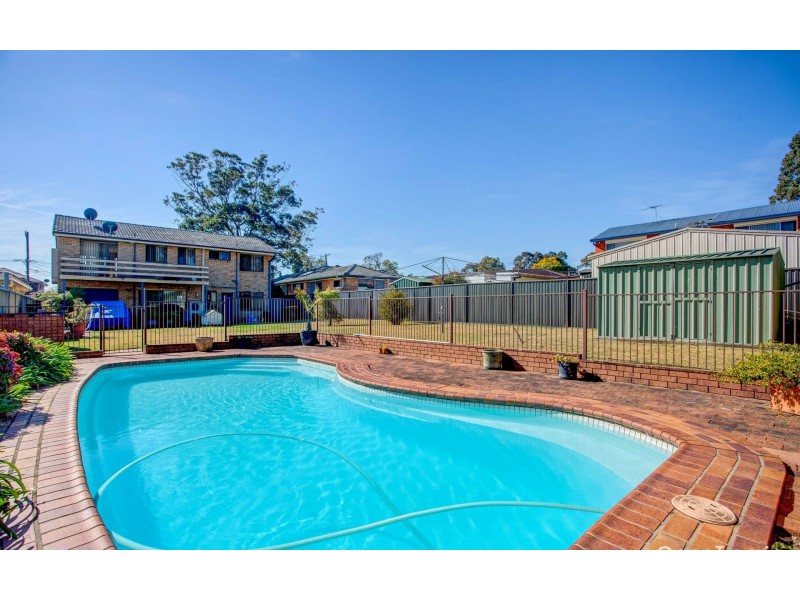 6 Lone Pine Avenue, Milperra NSW 2214