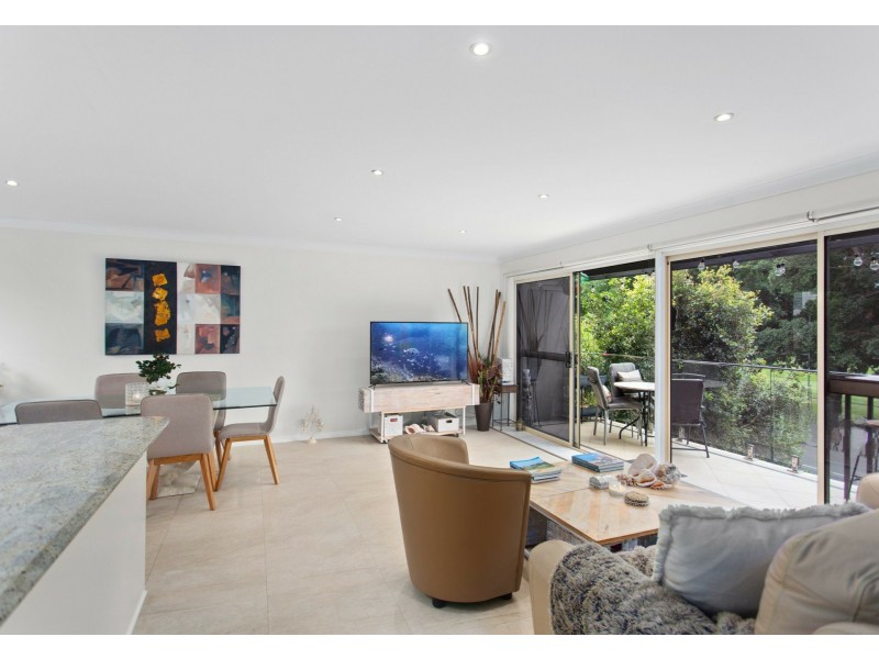 2 Seaview Street, Cronulla NSW 2230