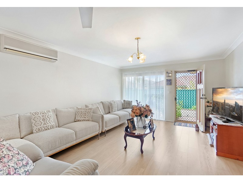 2/4 Bell Street, Panania NSW 2213