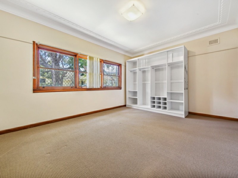 10 Flide Street, Caringbah NSW 2229