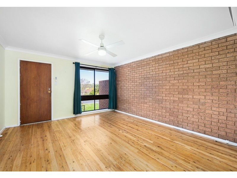 29 Campbell Close, Minto NSW 2566