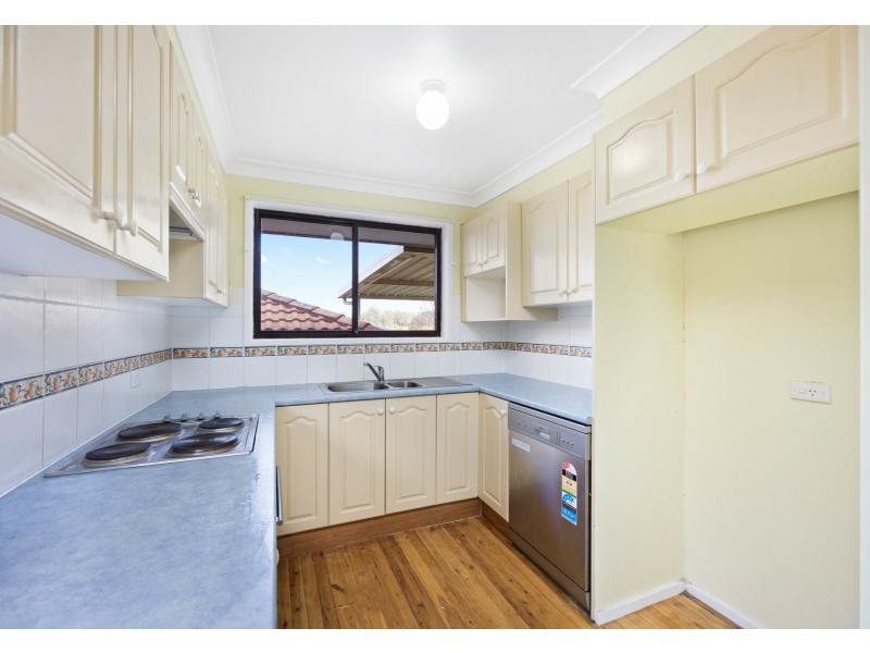 29 Campbell Close, Minto NSW 2566